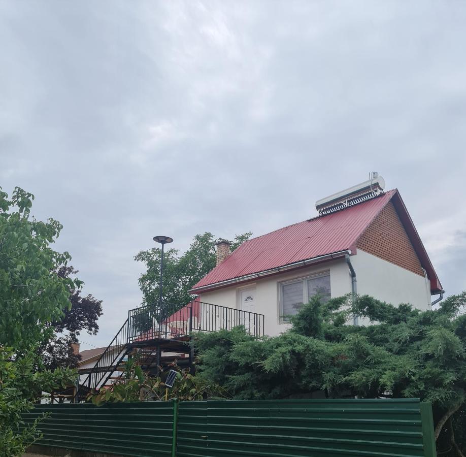 Hobby Vendeghaz Apartment Kiskunmajsa Exterior photo